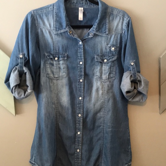 Denim snap button down - Picture 3 of 3